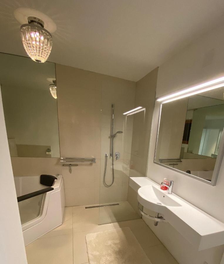 Villa Uber Dem Bodensee - Hauptwohnung Lochau Ngoại thất bức ảnh